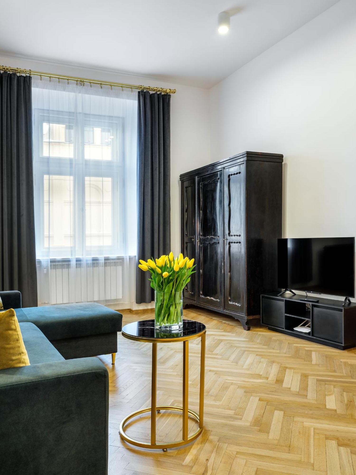Tyzenhauz Apartments Old Town Cracovie Extérieur photo