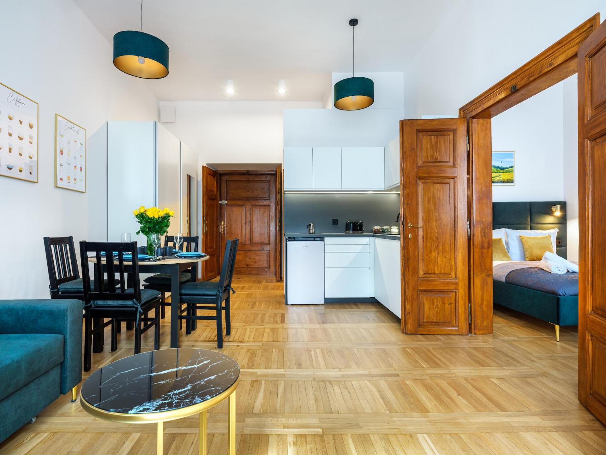 Tyzenhauz Apartments Old Town Cracovie Extérieur photo